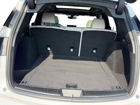 Certified 2025 Acura RDX SH-AWD image 8