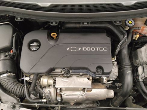 Used 2017 Chevrolet Cruze LS image 30