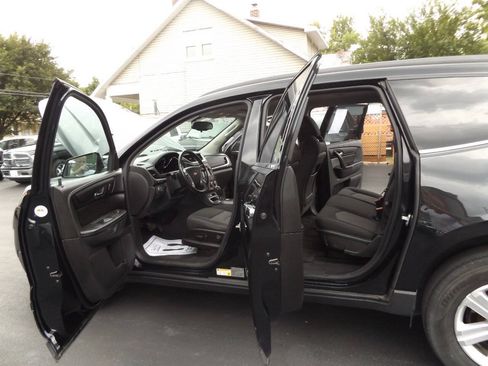 Used 2014 Chevrolet Traverse LT FWD image 12