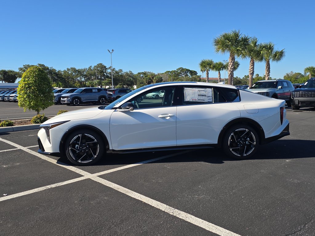 New 2026 Kia K4 GT-Line w/ GT-Line Premium Package FWD image 5