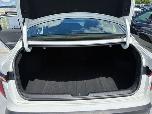 Used 2025 Kia K4 LXS FWD image 30