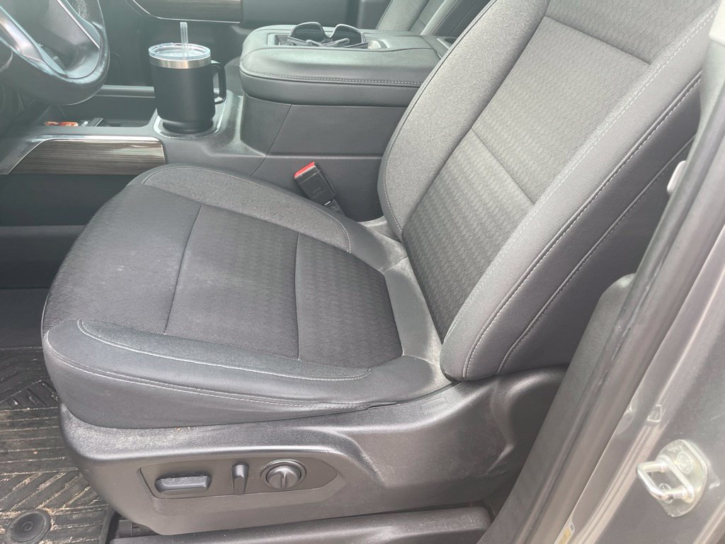 Used 2021 Chevrolet Silverado 1500 RST AWD/4WD image 13