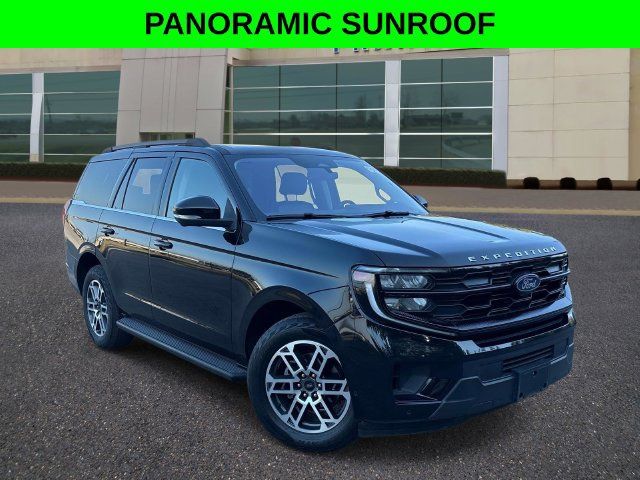 Used 2025 Ford Expedition Active AWD/4WD image 1