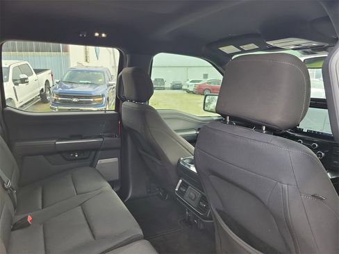 Used 2021 Ford F150 XLT w/ Equipment Group 302A High image 31