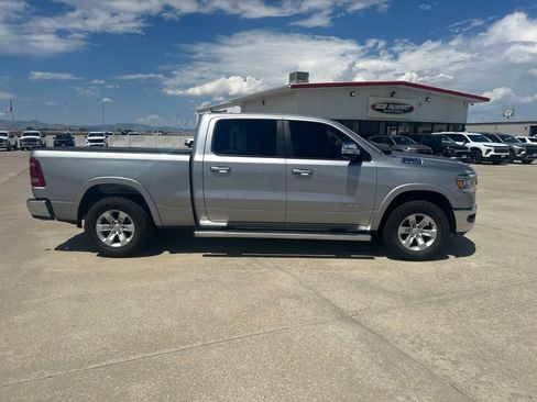 Used 2020 RAM 1500 Laramie AWD/4WD image 7