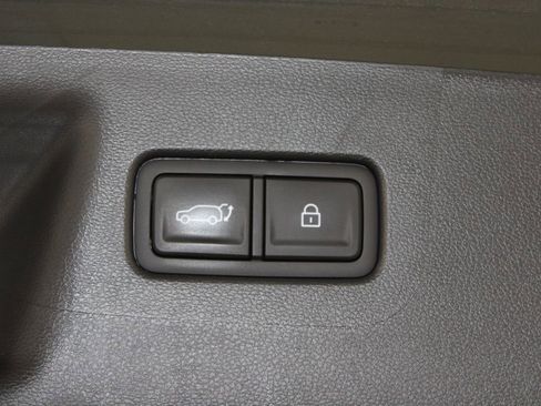 Used 2025 Hyundai Santa Fe XRT image 14