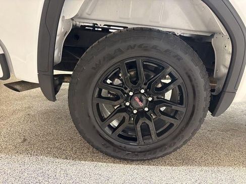Used 2025 GMC Sierra 1500 Elevation AWD/4WD image 31