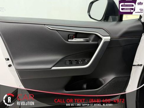 Used 2024 Toyota RAV4 Adventure image 38