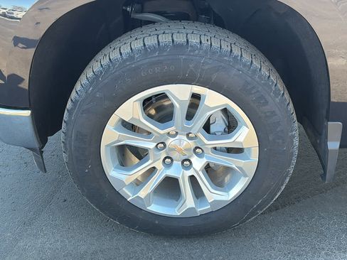 Used 2024 Chevrolet Silverado 1500 LTZ image 27