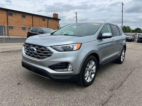 Certified 2024 Ford Edge Titanium AWD/4WD image 28