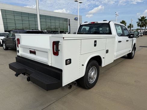 New 2026 Ford F350 XL w/ XL Driver Assist Package RWD image 6