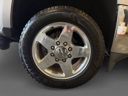 Used 2015 Chevrolet Silverado 2500 LTZ w/ Duramax Plus Package AWD/4WD image 9