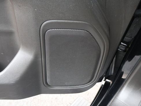 Used 2021 Chevrolet Silverado 1500 LT image 35