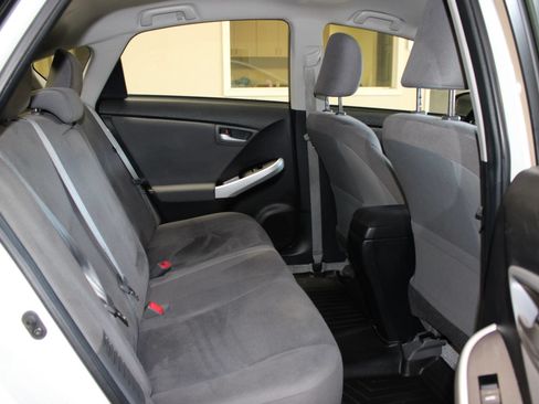 Used 2015 Toyota Prius Two FWD image 28