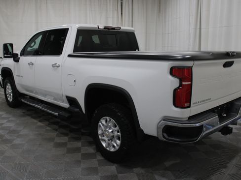 Used 2024 Chevrolet Silverado 2500 LTZ w/ LTZ Convenience Package AWD/4WD image 33