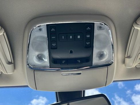 Used 2022 Chrysler 300 Touring L w/ Popular Equipment Group RWD image 37