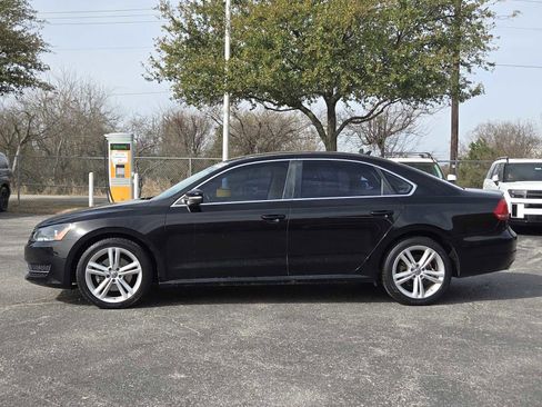 Used 2015 Volkswagen Passat TDI SE image 4