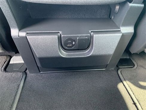 Used 2023 Ford F150 XLT image 20