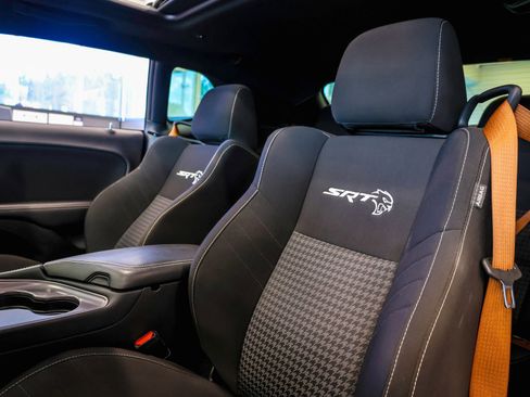 Used 2023 Dodge Challenger SRT Hellcat image 8