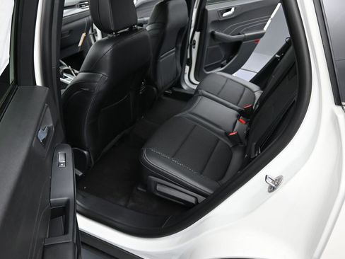 New 2025 Ford Escape SE image 22