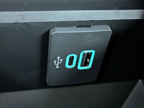 New 2026 Ford F250 Platinum image 25