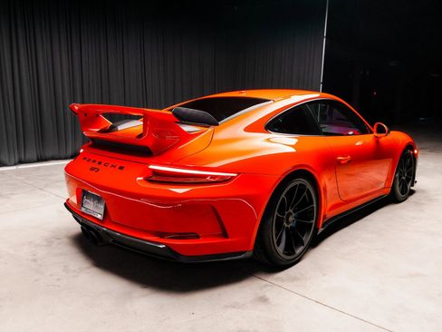 Used 2018 Porsche 911 GT3 image 33