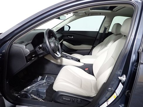Used 2024 Honda Accord Touring image 25