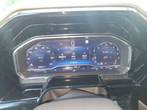 Used 2022 Chevrolet Silverado 1500 LT Trail Boss w/ Convenience Package II AWD/4WD image 19