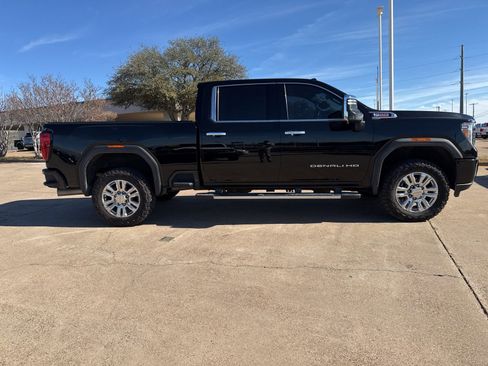 Used 2021 GMC Sierra 2500 Denali w/ Denali Ultimate Package image 8