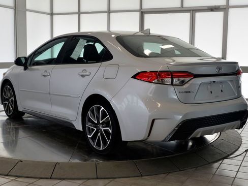 Used 2020 Toyota Corolla SE image 6