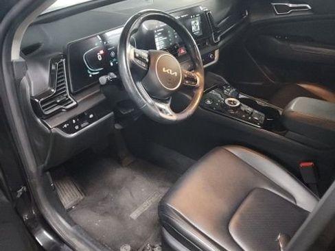 Certified 2023 Kia Sportage EX image 6