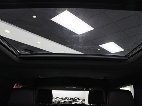 Used 2023 Cadillac Escalade Sport Platinum w/ LPO, ONYX Package image 60