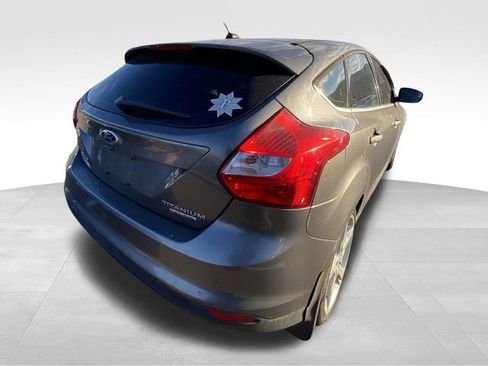 Used 2012 Ford Focus Titanium image 11