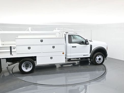 New 2025 Ford F450 XL w/ XL Chrome Package image 44