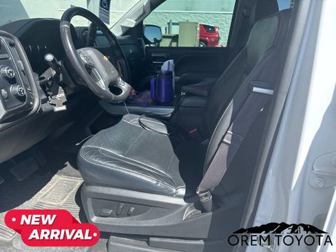 Used 2017 Chevrolet Silverado 1500 LTZ Z71 w/ Redline Edition AWD/4WD image 15