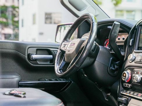 Used 2021 GMC Sierra 1500 SLT w/ SLT Premium Plus Package image 30