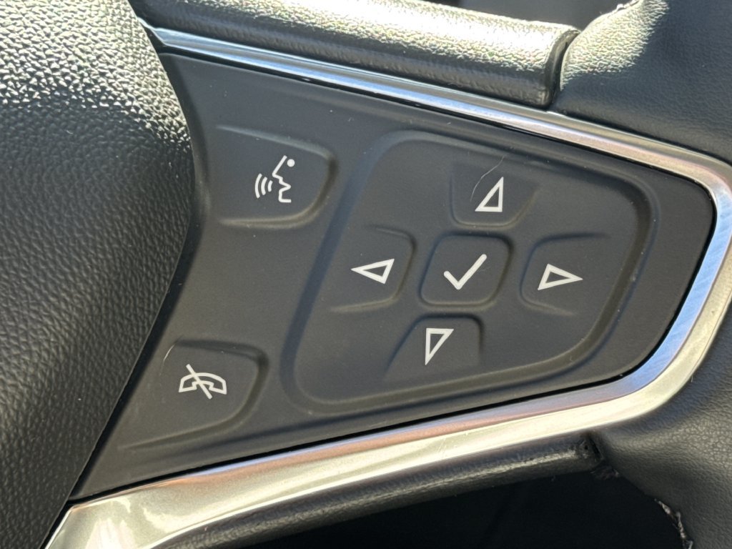 Used 2024 Chevrolet Equinox LT AWD/4WD image 25
