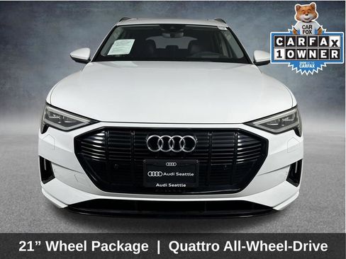 Used 2021 Audi e-tron Prestige w/ Prestige Package image 2