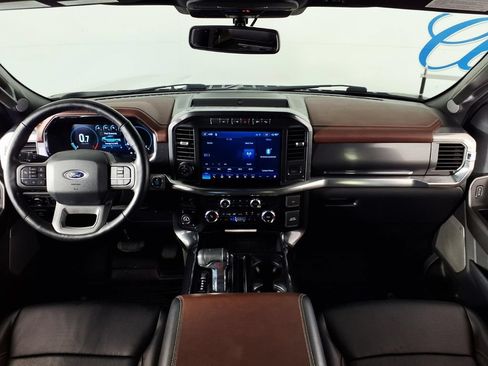 Used 2022 Ford F150 Lariat w/ Equipment Group 502A High AWD/4WD image 11