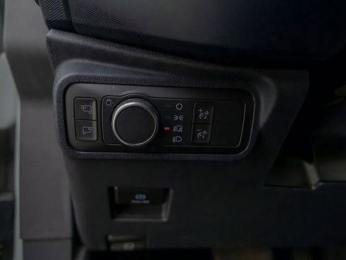 Used 2021 Ford Bronco First Edition image 24