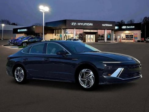 New 2026 Hyundai Sonata SEL FWD image 10