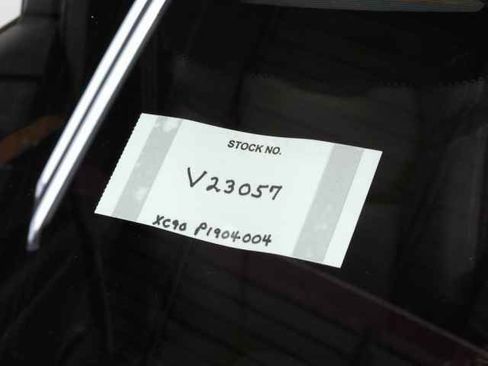 Certified 2023 Volvo XC90 B6 Core w/ Protection Package Premier image 41