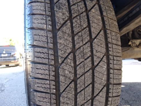 Used 2013 Ford F150 Lariat w/ Luxury Equipment Group image 17