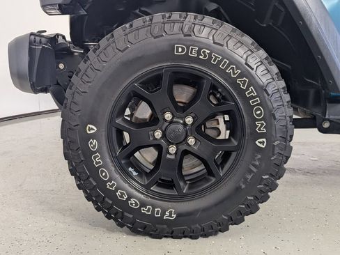 Used 2020 Jeep Wrangler Sport AWD/4WD image 8