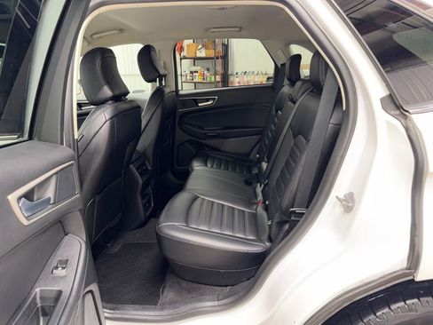 Used 2024 Ford Edge SEL image 13