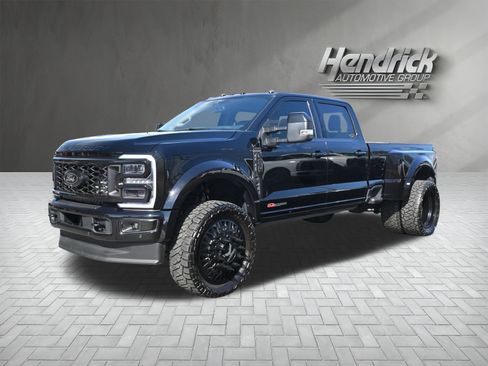 Used 2025 Ford F450 Platinum w/ Platinum Plus Package image 8