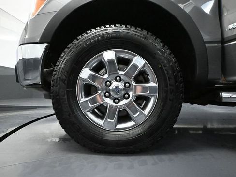 Used 2013 Ford F150 XLT w/ Luxury Equipment Group image 18