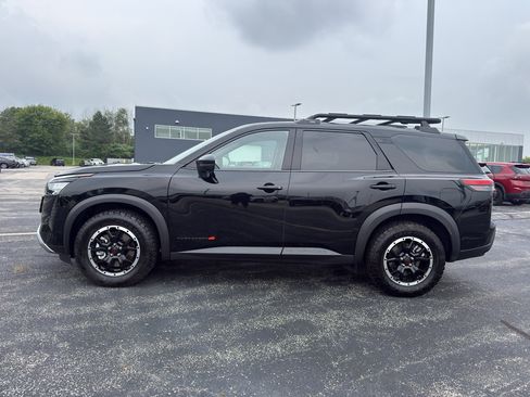Certified 2026 Nissan Pathfinder Rock Creek AWD/4WD image 6