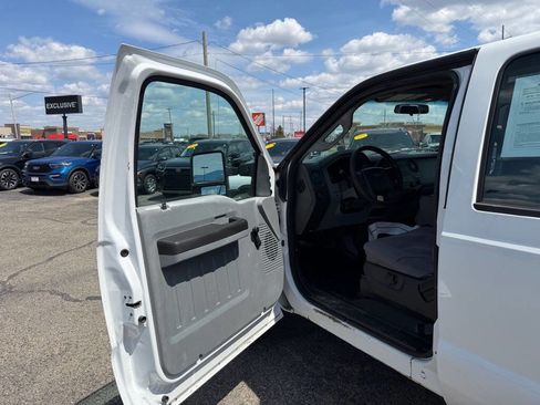Used 2014 Ford F250 XL AWD/4WD image 11