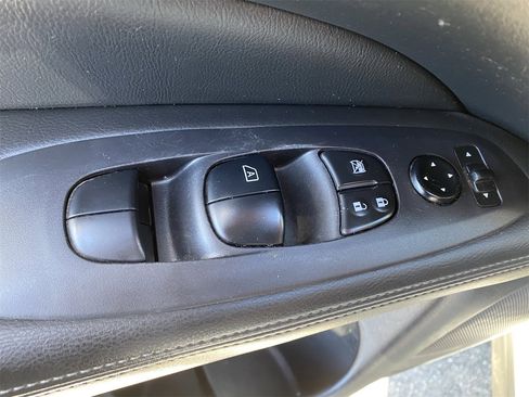 Certified 2020 Nissan Pathfinder S image 20